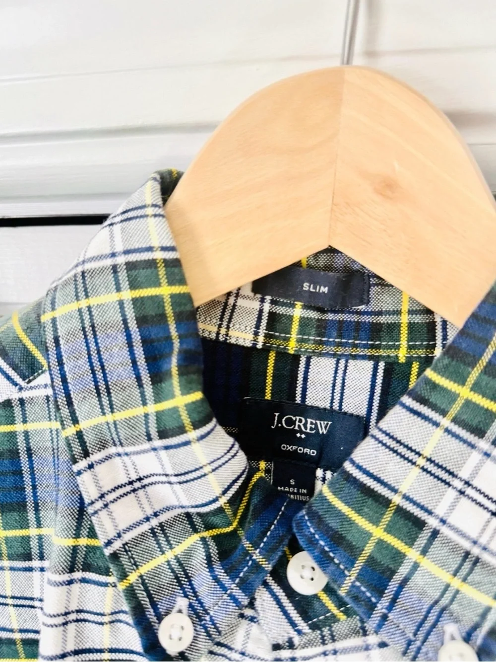 J.Crew 16 Assorted Men's Button-Down Shirts Size S
